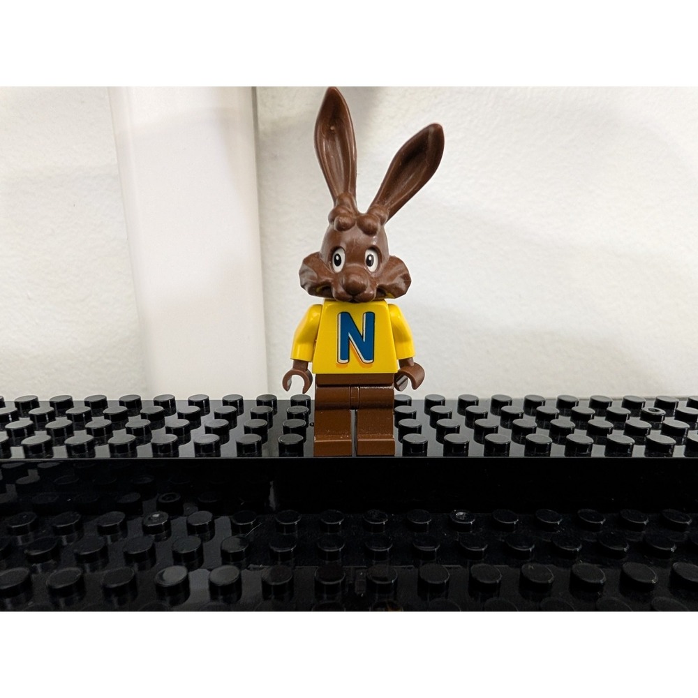 LEGO - Quicky the Nesquik Bunny (Nestlé Rabbit)  Minifigure- GEN003